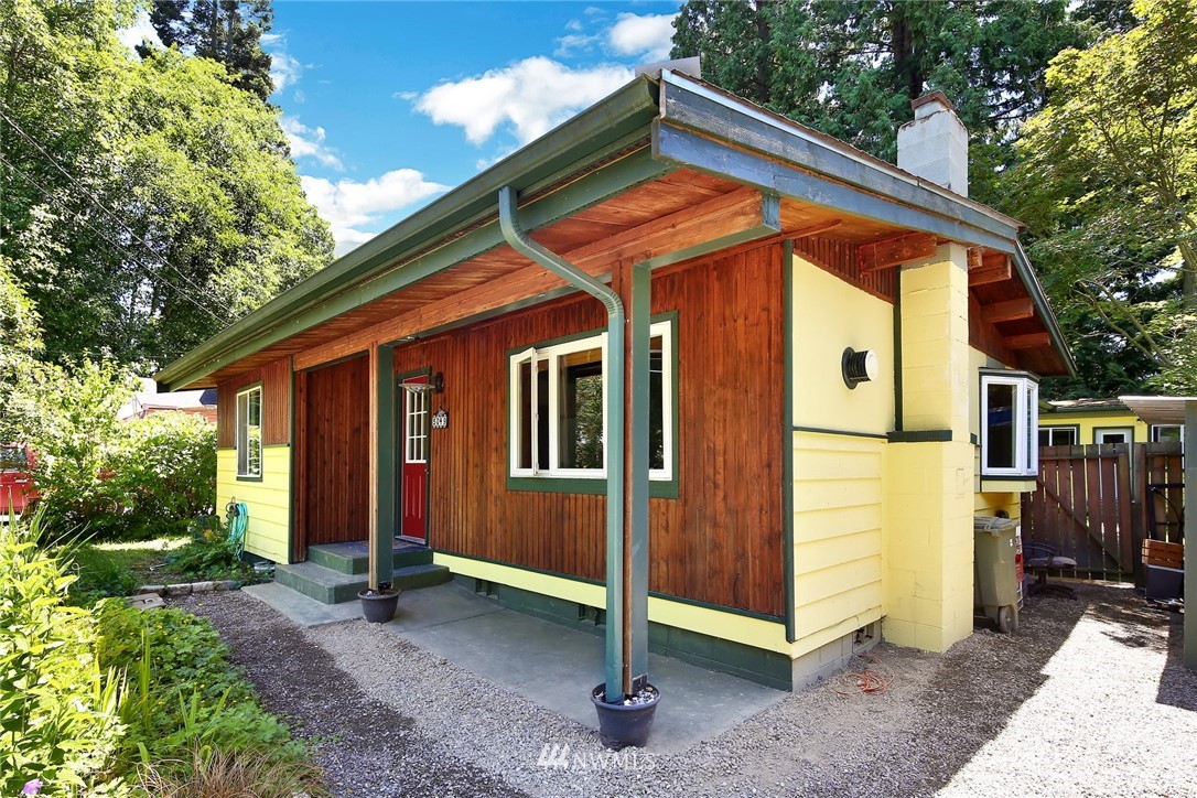 5049 Anderson Road Blaine, WA 98230 - Photo 3 of 25 Gallery Image 3