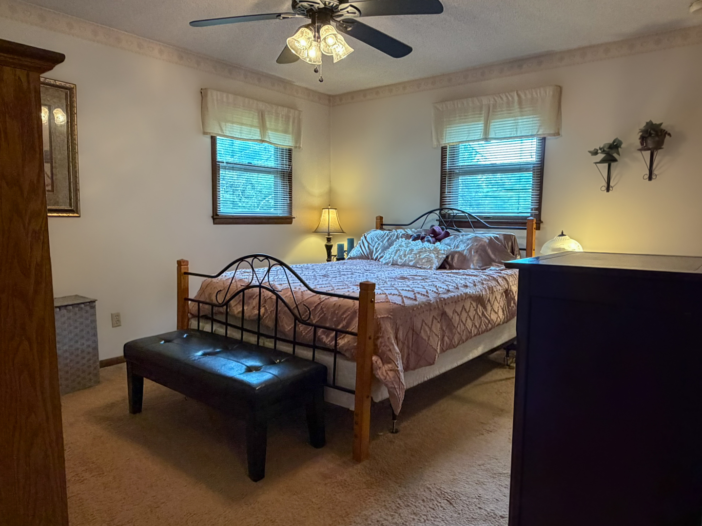 6607 Oak Ridge Lane Quincy, IL 62305 - Photo 7 of 23 Gallery Image 7