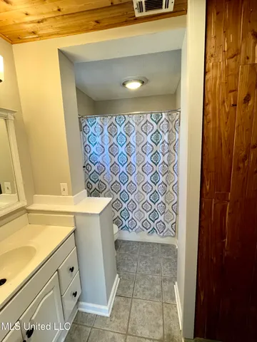 $165,000 | 1050 Windrose Drive, Unit 1050, Brandon, MS 39047