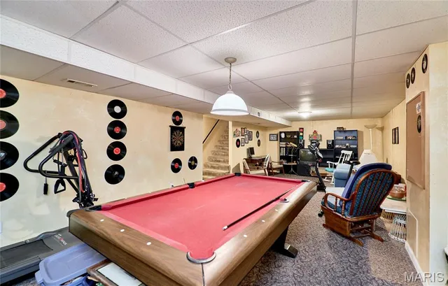 $218,000 | 917 Hawthorn Avenue, St. Charles, MO 63301