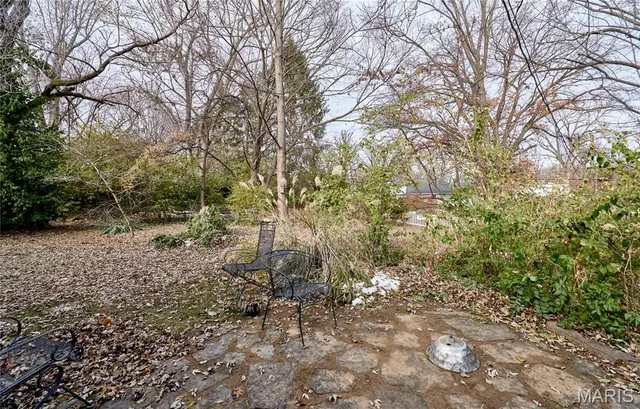 $218,000 | 917 Hawthorn Avenue, St. Charles, MO 63301