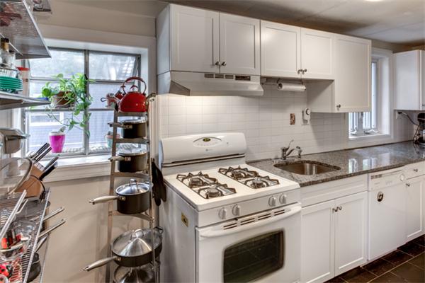 126 Kilsyth Road, Unit 4 Boston, MA 02135 - Photo 11 of 24