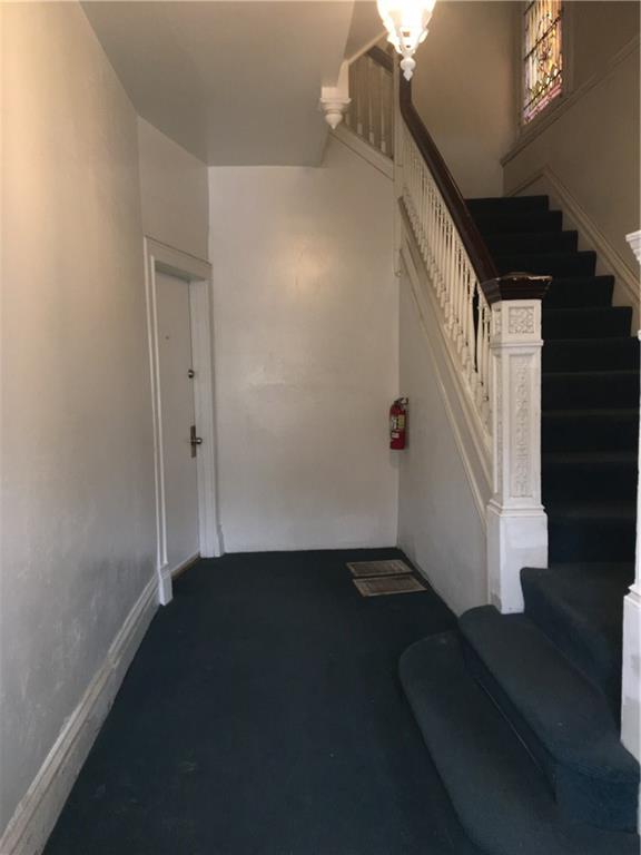 5526 Howe Street Pittsburgh, PA 15232 - Photo 4 of 25 Gallery Image 4