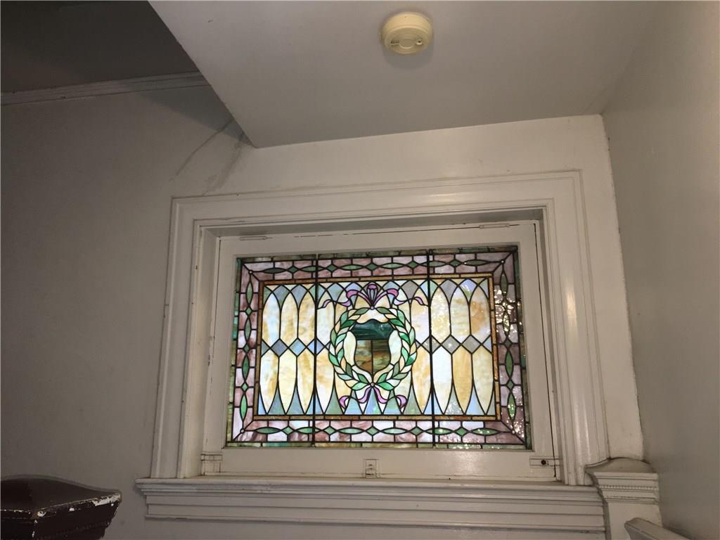 5526 Howe Street Pittsburgh, PA 15232 - Photo 5 of 25 Gallery Image 5