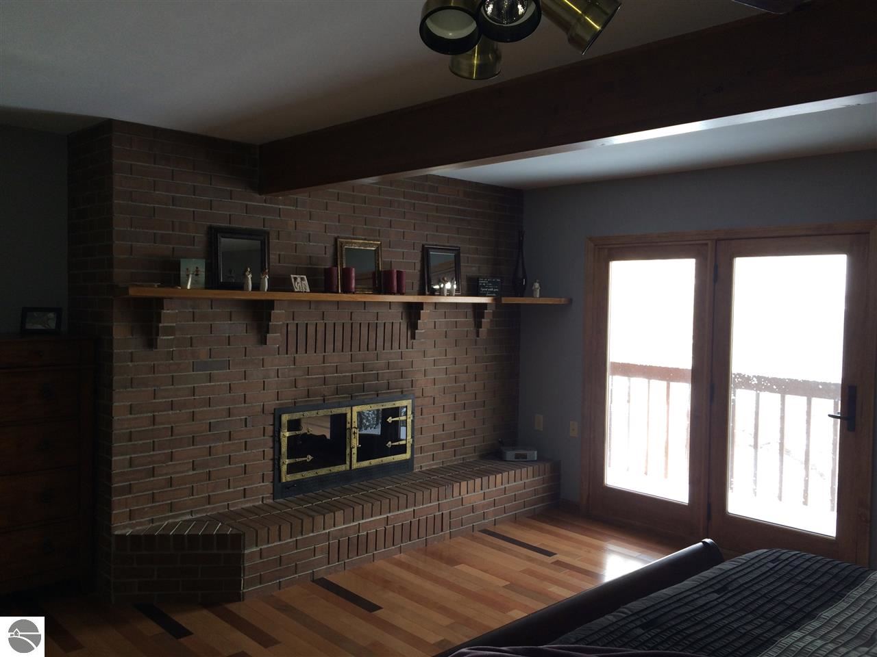 806 Holly Road Cadillac, MI 49601 - Photo 14 of 23 1793479-13.JPG