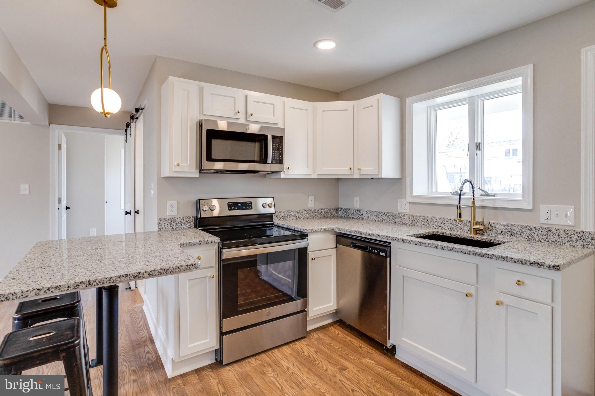 3513 Sollers Point Road Dundalk, MD 21222 - Photo 12 of 55