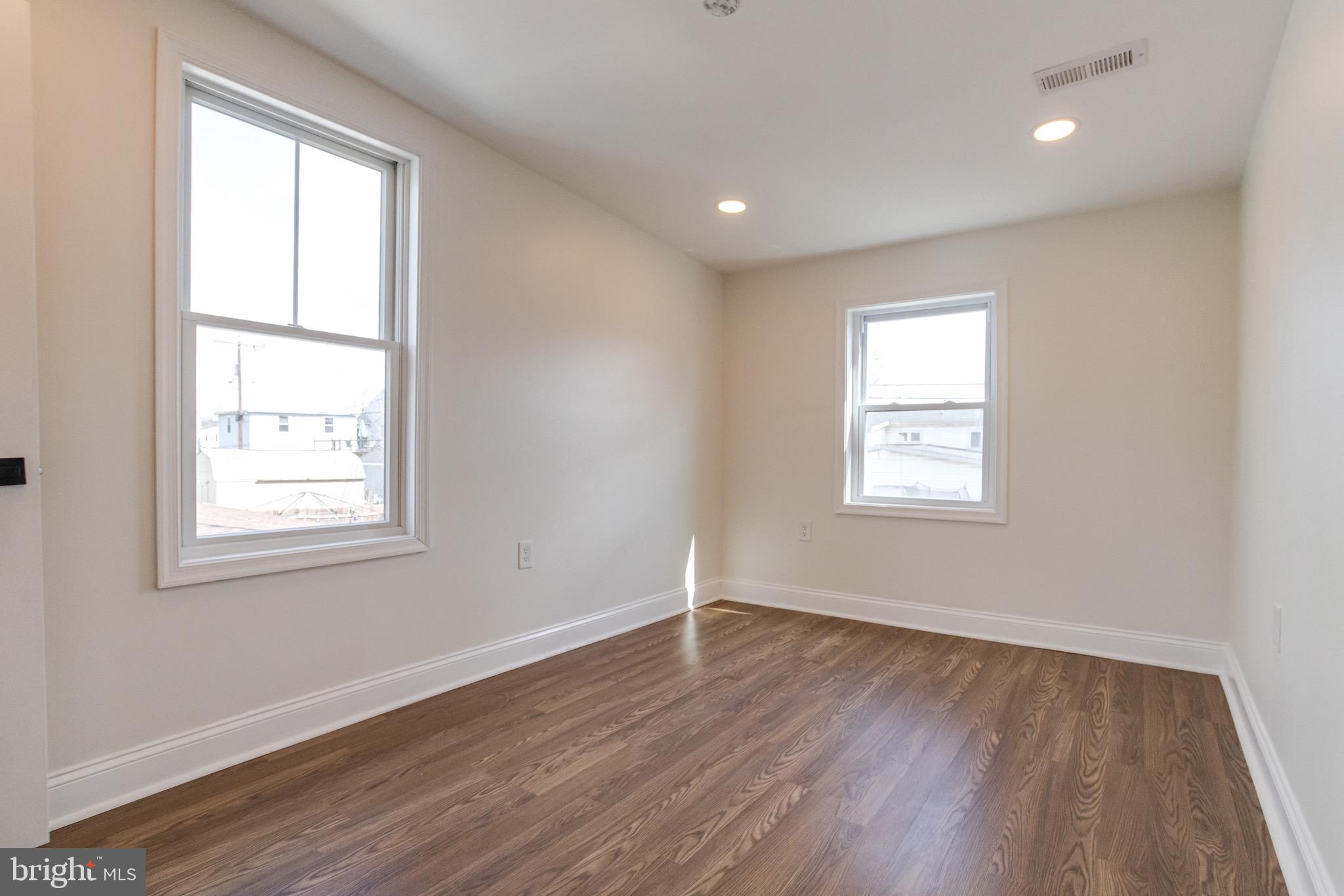 3513 Sollers Point Road Dundalk, MD 21222 - Photo 27 of 55