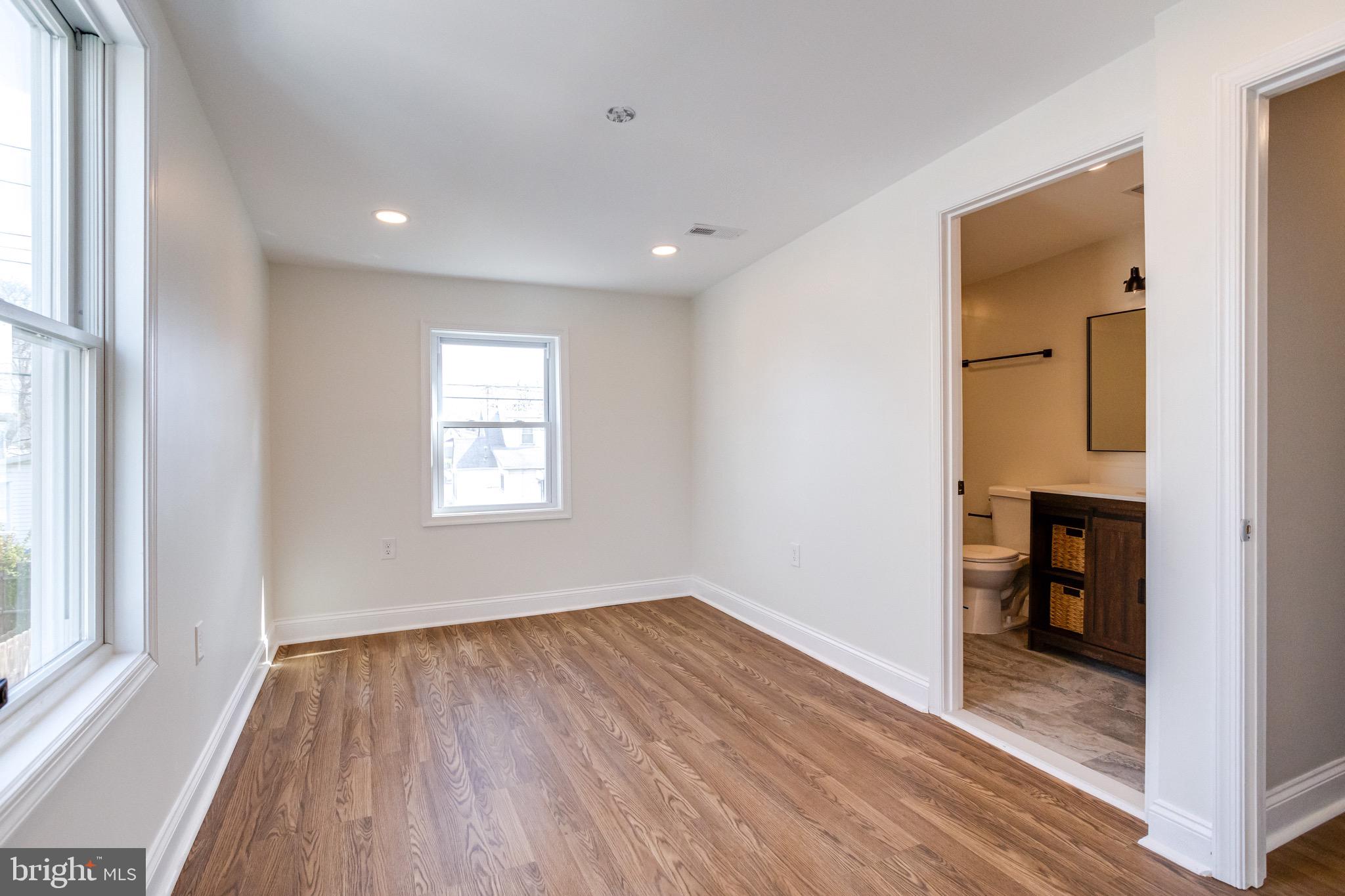 3513 Sollers Point Road Dundalk, MD 21222 - Photo 29 of 55