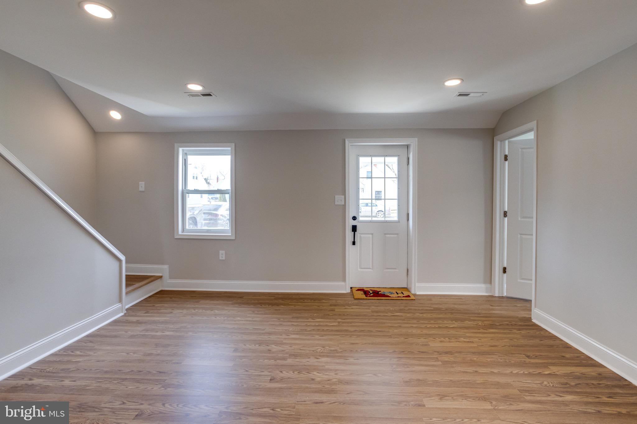 3513 Sollers Point Road Dundalk, MD 21222 - Photo 6 of 55