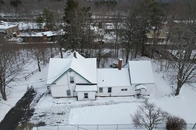 $400,000 | 3 Webster Street, Plymouth, NH 03264