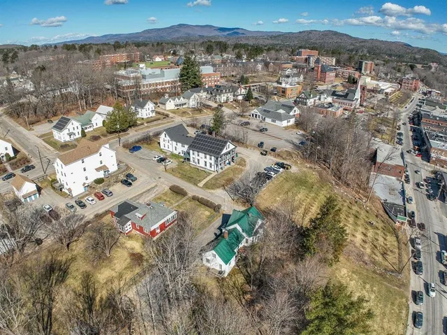 $400,000 | 3 Webster Street, Plymouth, NH 03264