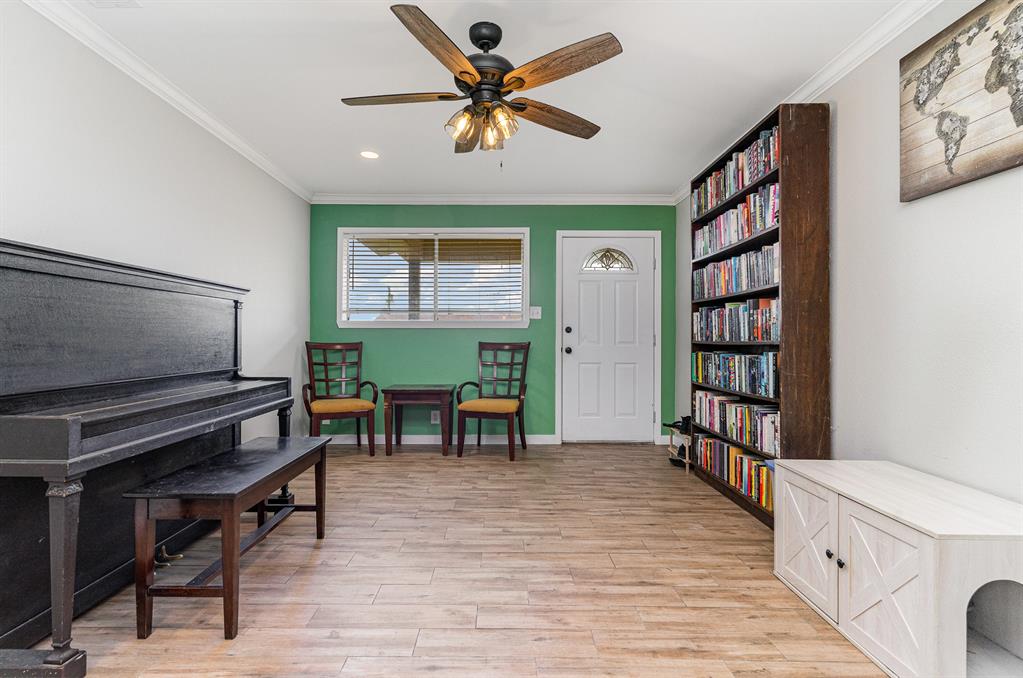 109 Carroll Drive Athens, TX 75752 - Photo 5 of 40