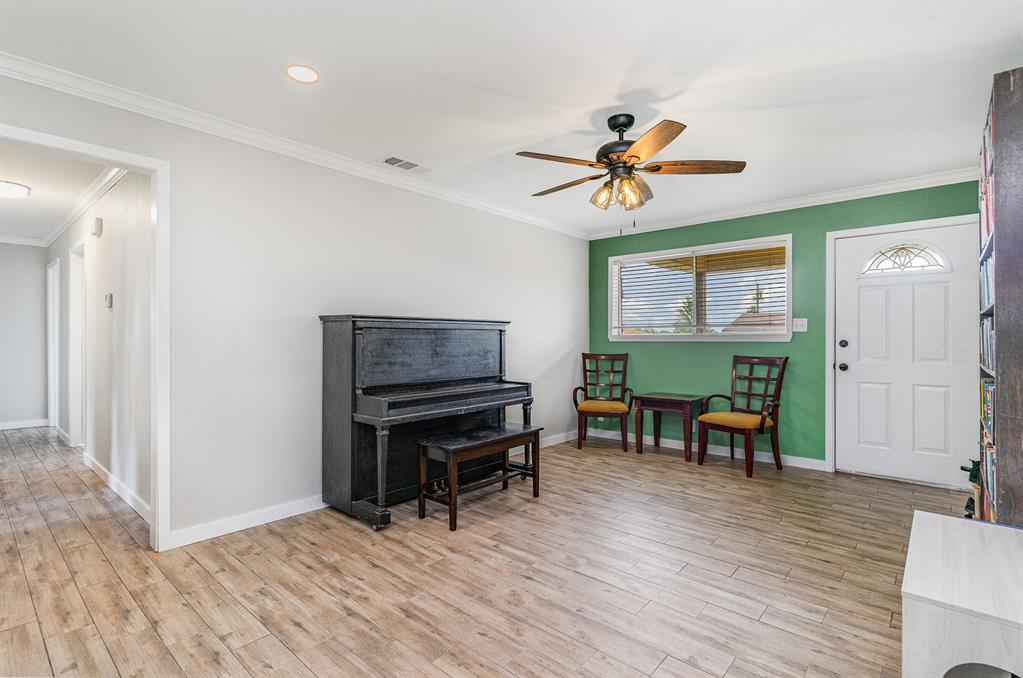 109 Carroll Drive Athens, TX 75752 - Photo 6 of 40