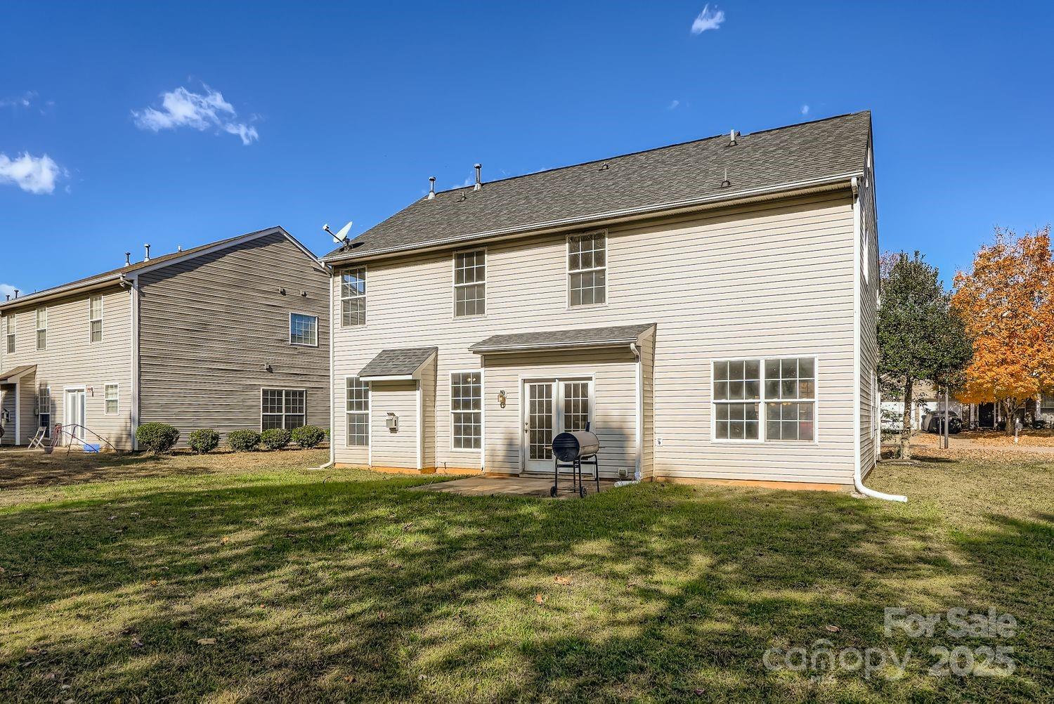 11609 Erwin Ridge Avenue Charlotte, NC 28213 - Photo 22 of 29 a front view of a house with a lots of windows