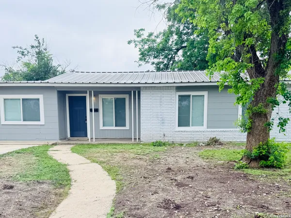 $1,750 | 4535 Lark Avenue, San Antonio, TX 78228