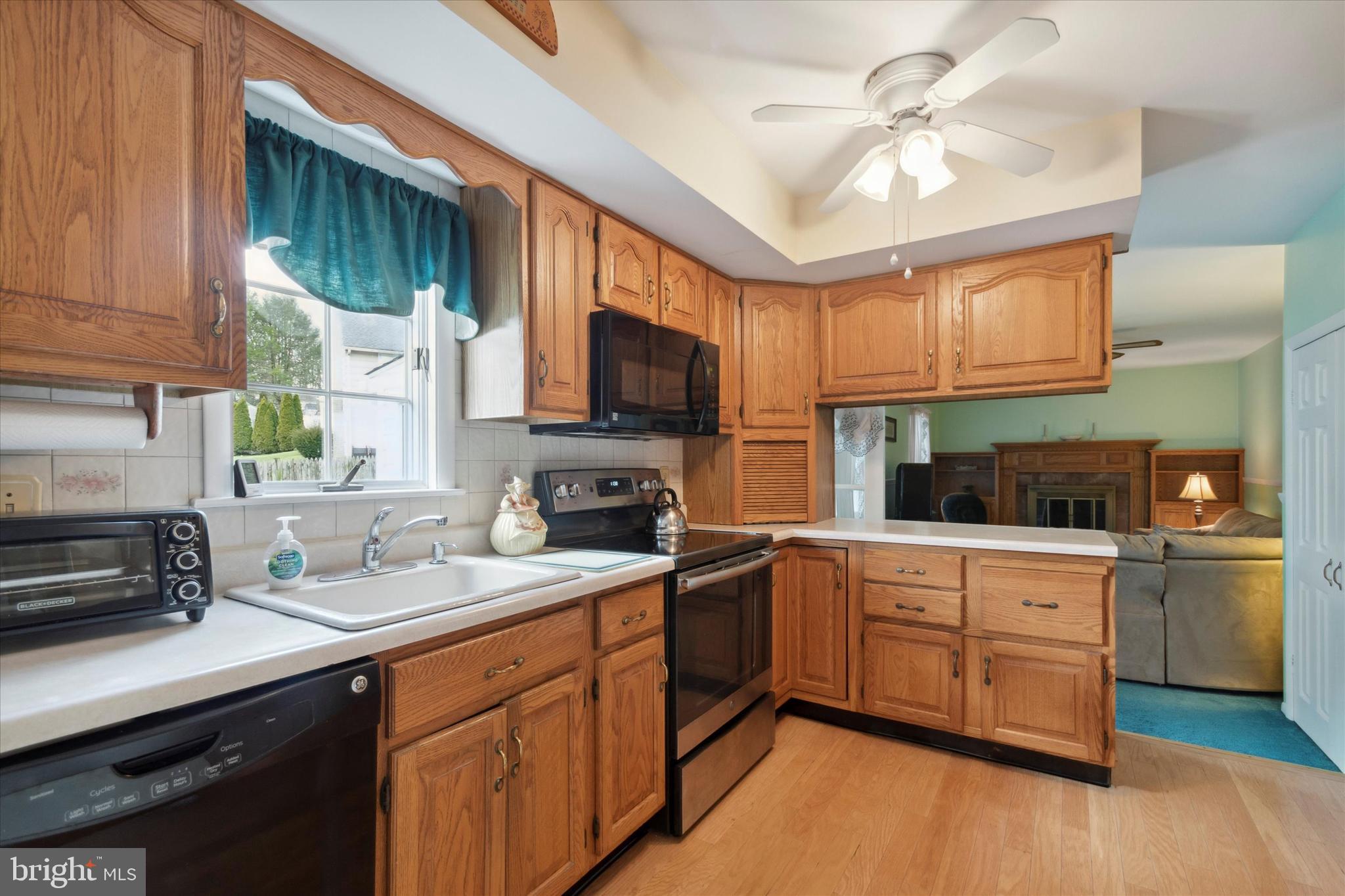 1056 Crozer Lane Springfield, PA 19064 - Photo 9 of 27