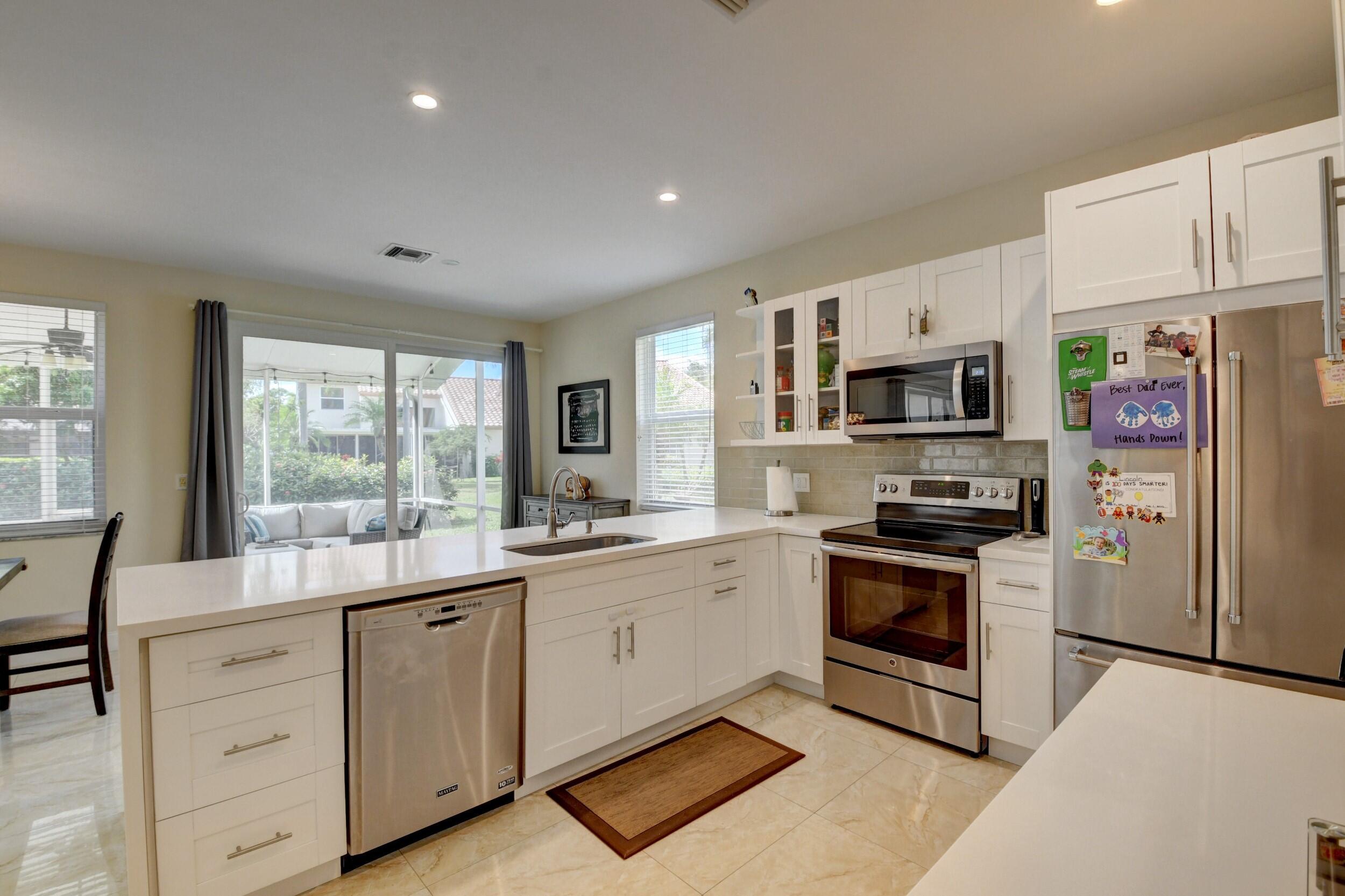 23467 Water Circle Boca Raton, FL 33486 - Photo 10 of 27 Kitchen Appliances