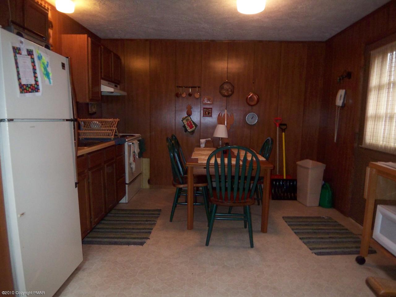 3 Spruce Road Blakeslee, PA 18610 - Photo 2 of 13 Kitchen
