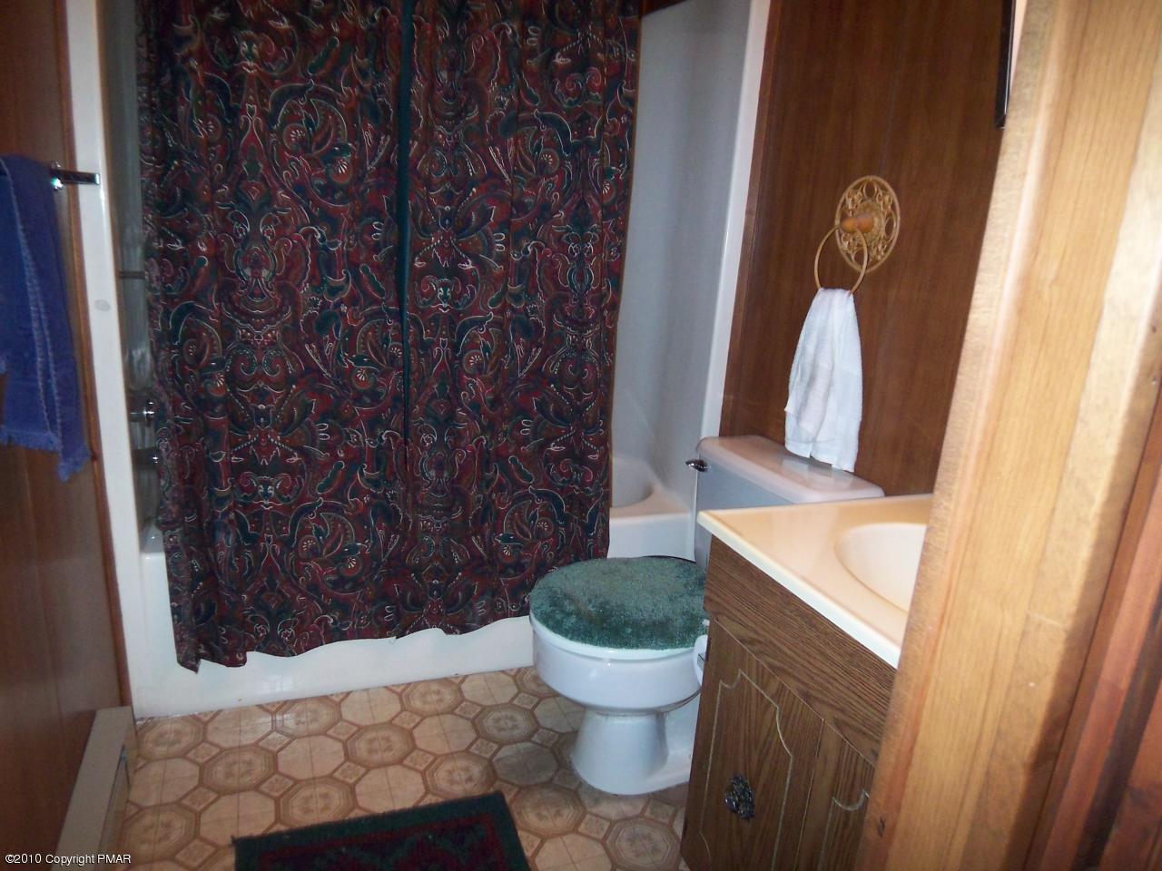 3 Spruce Road Blakeslee, PA 18610 - Photo 8 of 13 Bathroom
