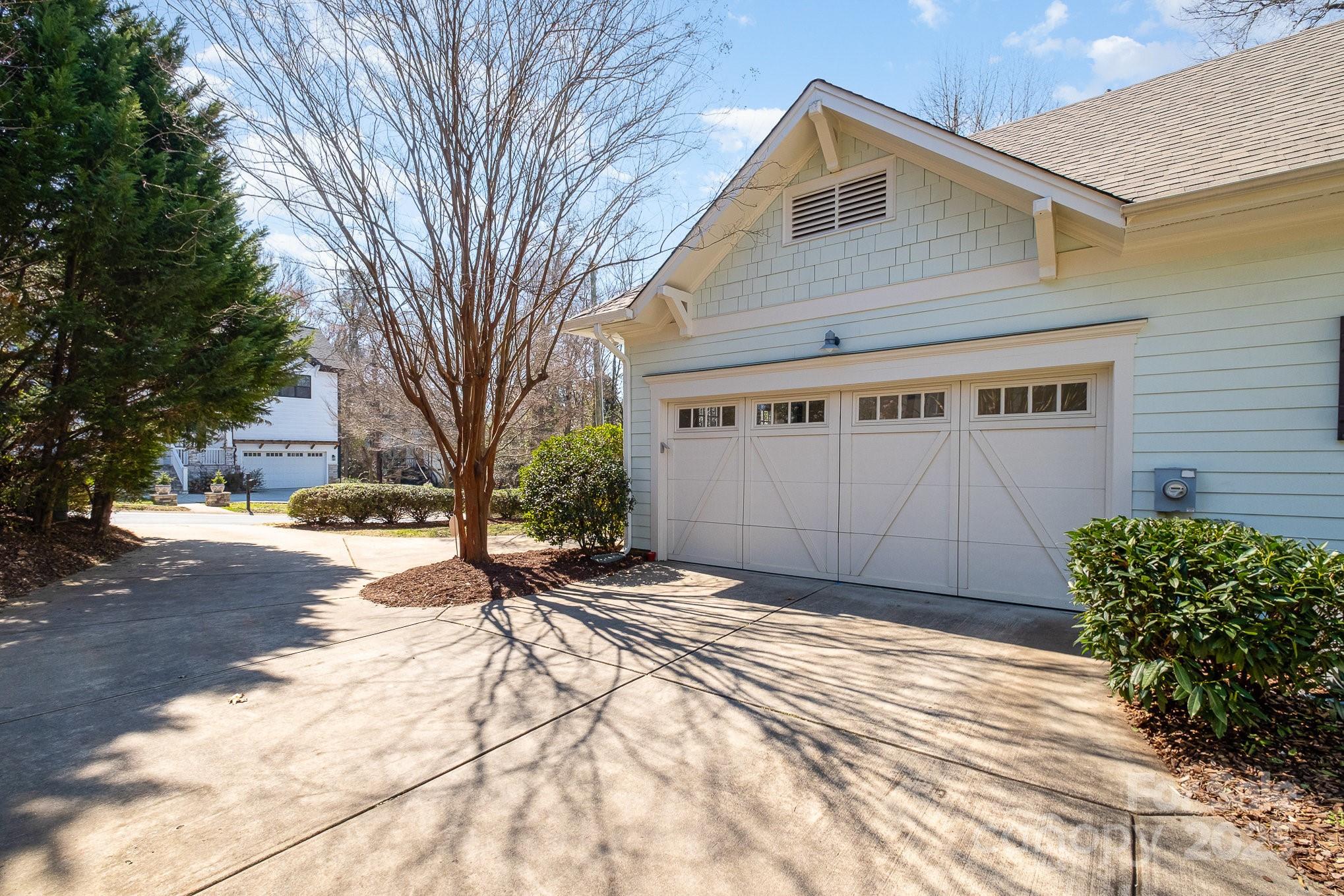 3811 Churchill Road Charlotte, NC 28211 - Photo 3 of 38 Gallery Image 3