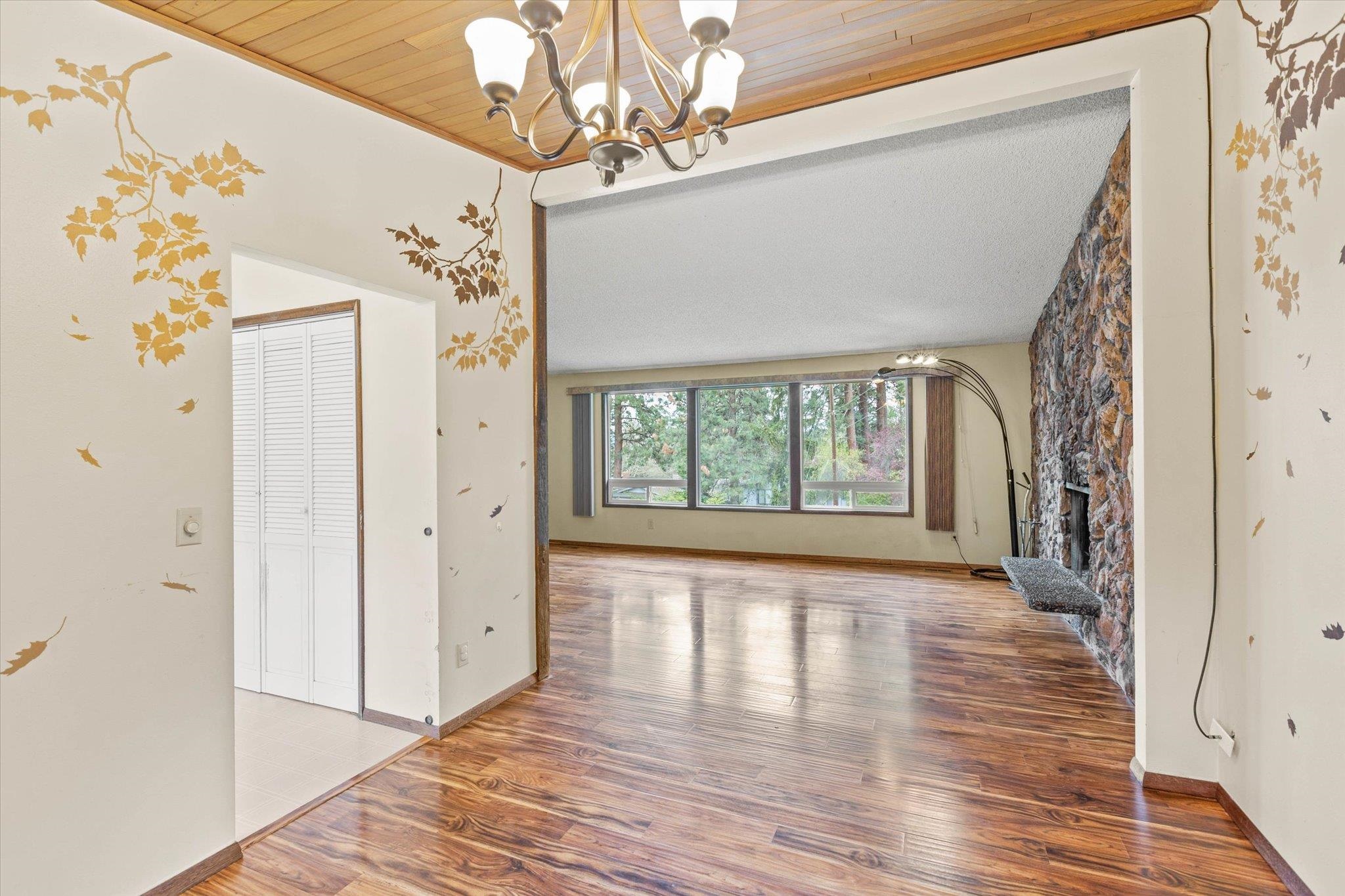 1712 South Wardson Road Spokane, WA 99212 - Photo 8 of 30