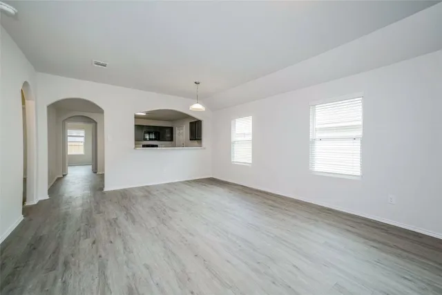 $1,640 | 312 Pronghorn Drive, Huntsville, TX 77320