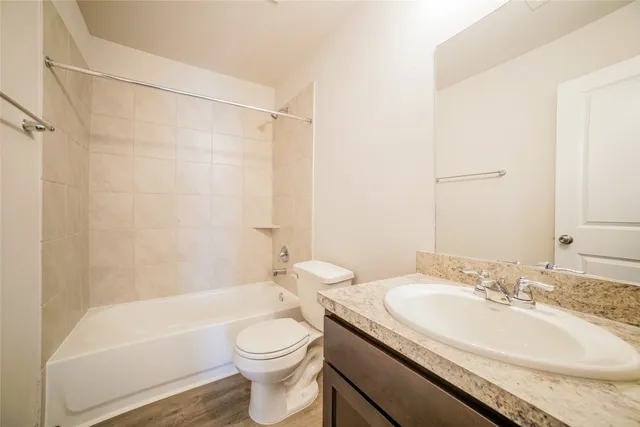 $1,640 | 312 Pronghorn Drive, Huntsville, TX 77320