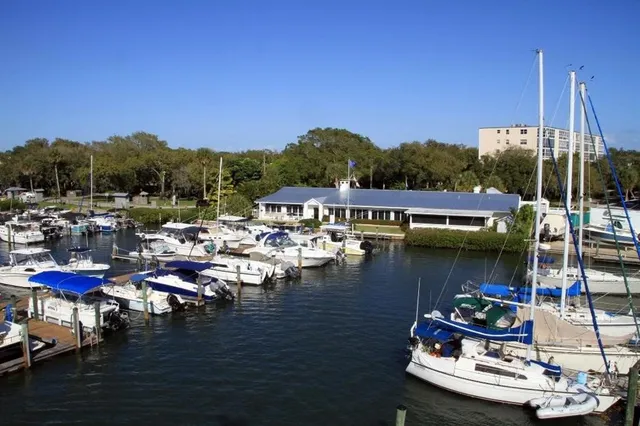 $10,000 | 326 Date Palm Road, Vero Beach, FL 32963