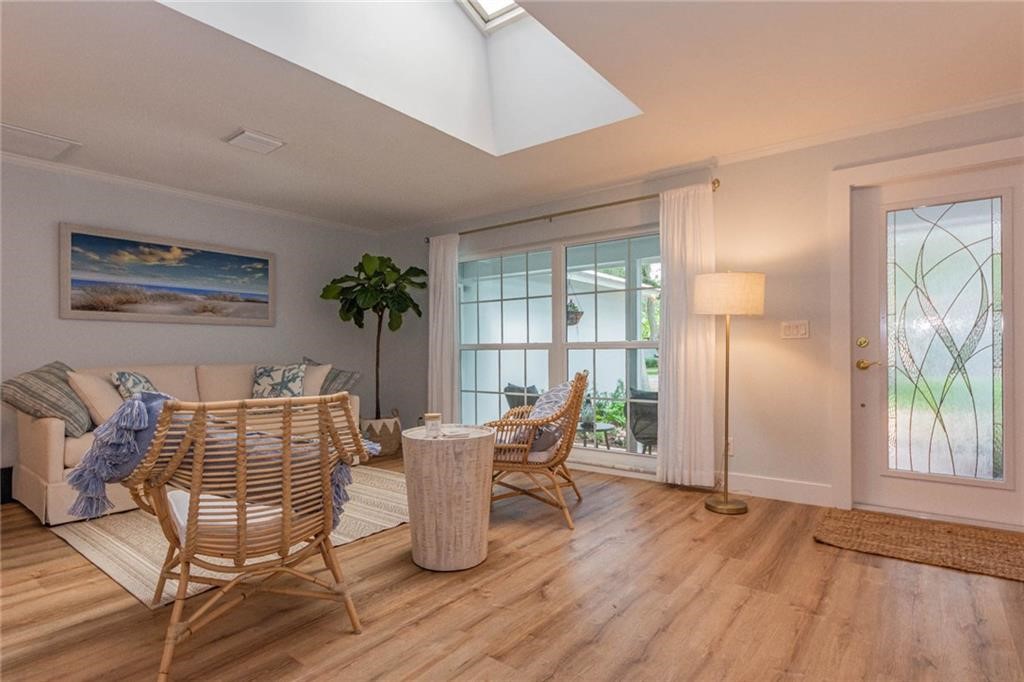 326 Date Palm Road Vero Beach, FL 32963 - Photo 4 of 26