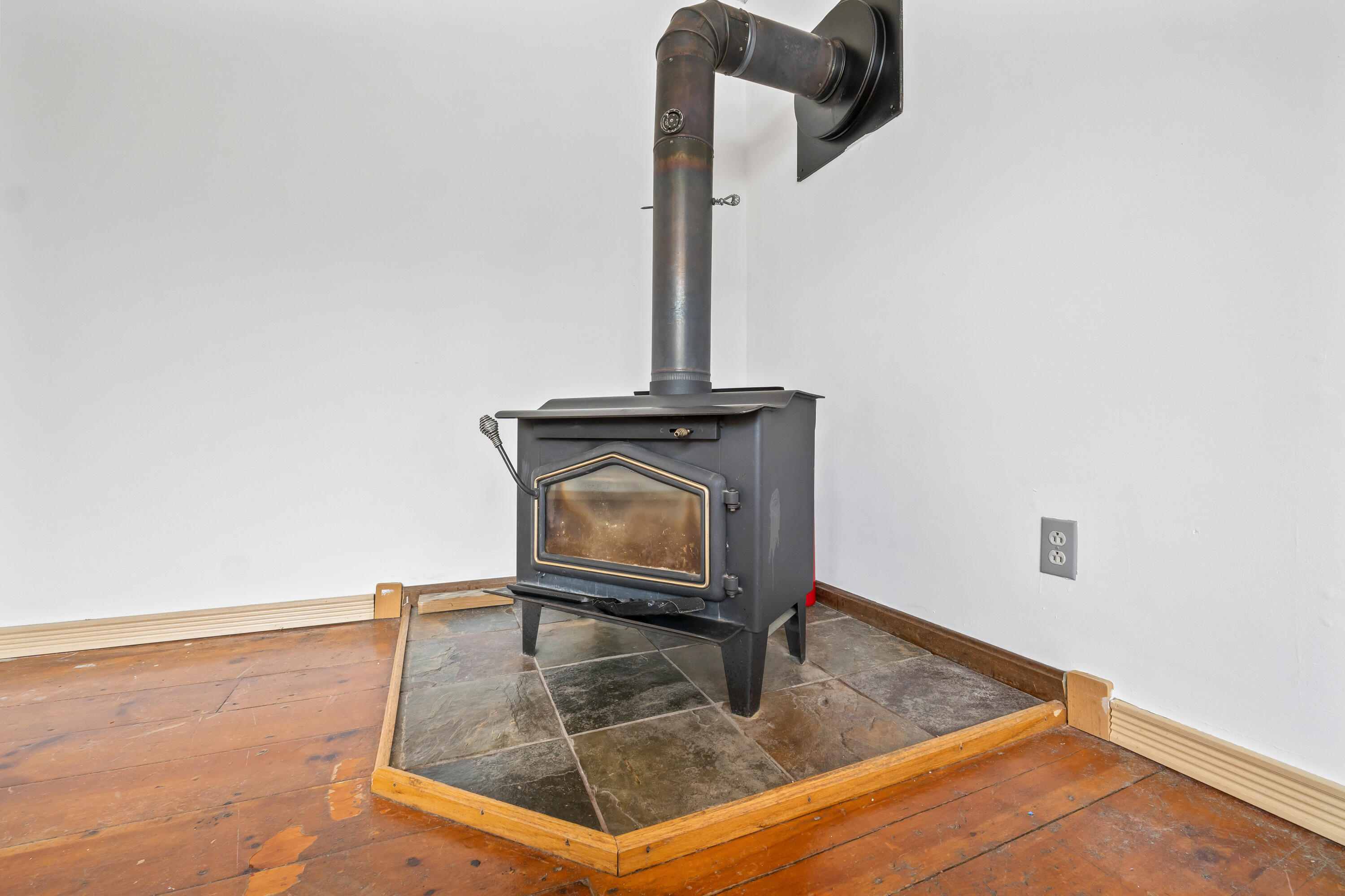 450 East Thorndike Road Thorndike, ME 04986 - Photo 22 of 53 450 E Thorndike Rd_119