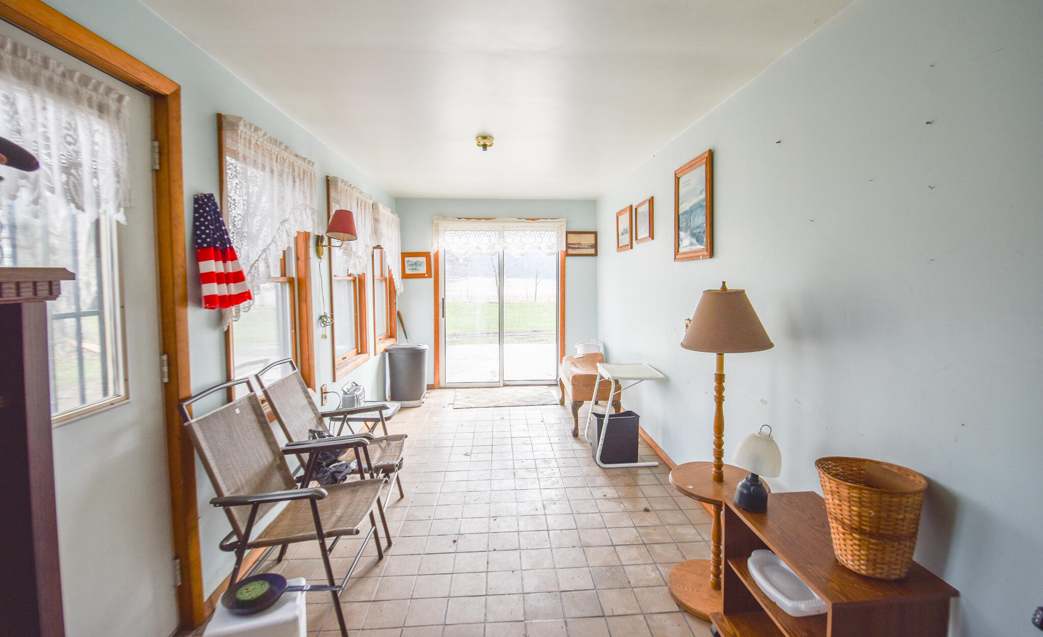 1023 Burbank Road Quincy, MI 49082 - Photo 6 of 34 DSC_0017