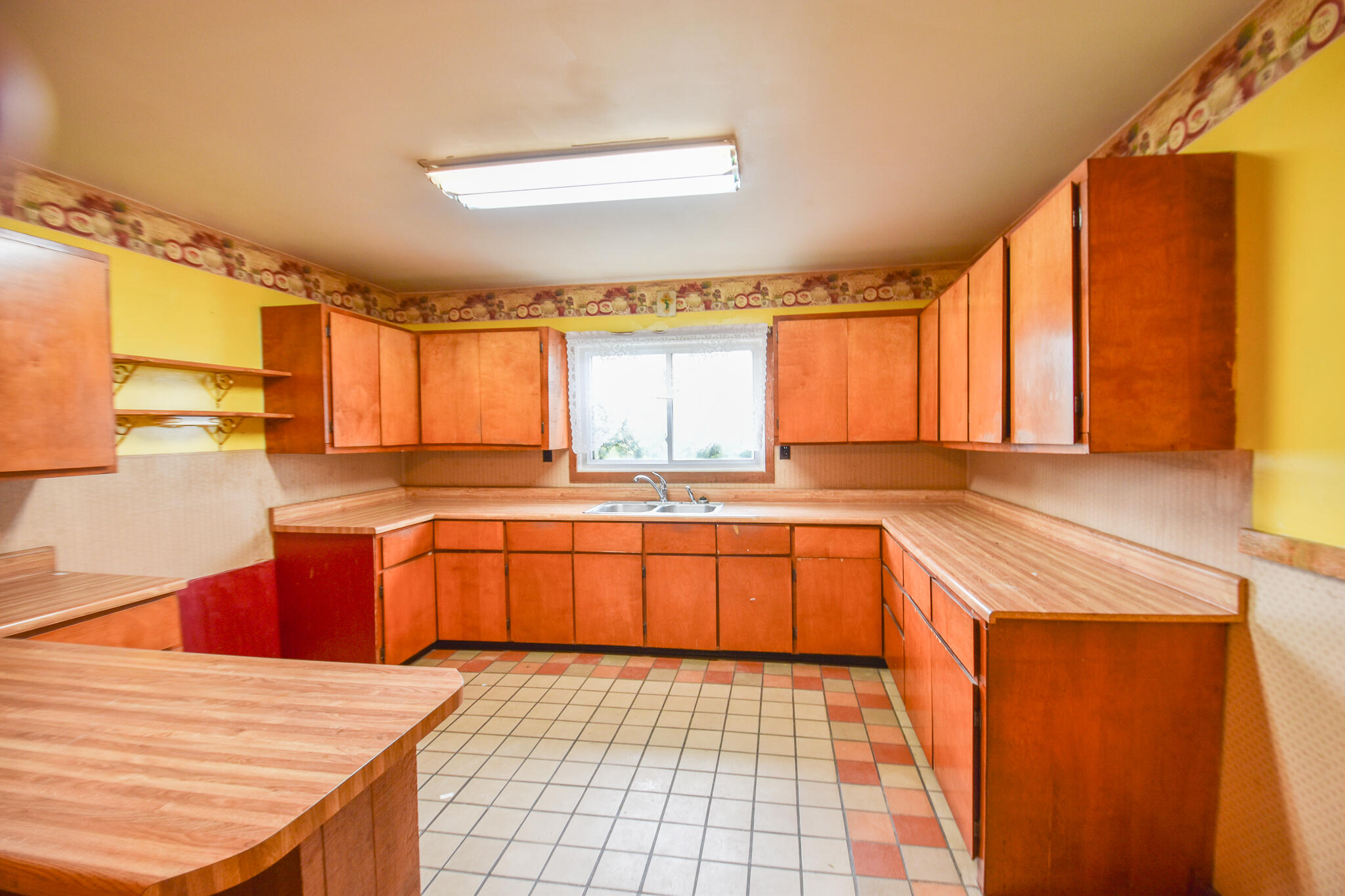 1023 Burbank Road Quincy, MI 49082 - Photo 8 of 34 DSC_0067