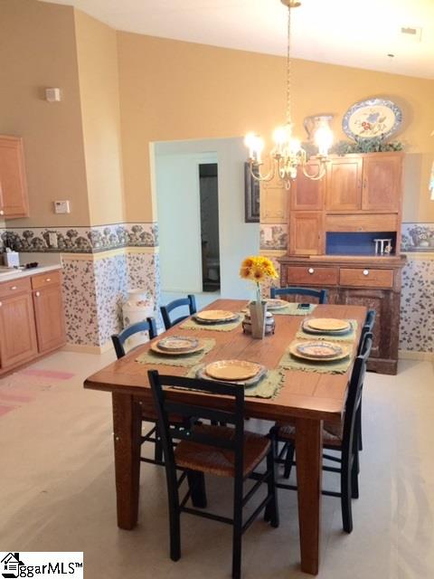 21 Chantilly Rue Court Simpsonville, SC 29681 - Photo 2 of 12 Gallery Image 2