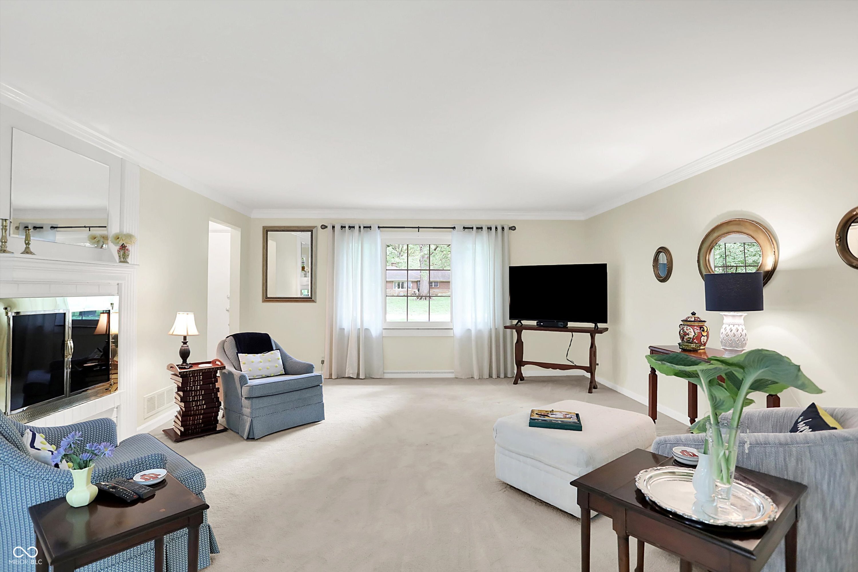8641 Cholla Road Indianapolis, IN 46240 - Photo 2 of 48 Gallery Image 2