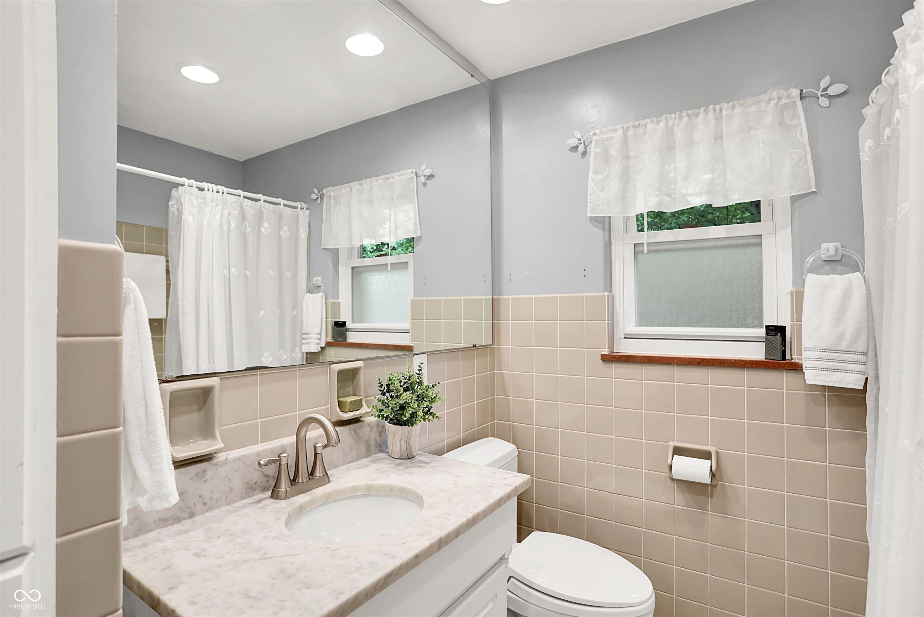 8641 Cholla Road Indianapolis, IN 46240 - Photo 23 of 48 Gallery Image 23