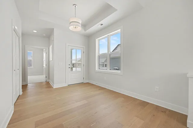 $1,100,000 | 4692 Knapp Blf Drive, Ada, MI 49301