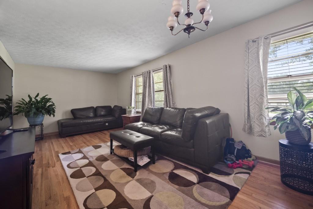 1810 Hasty Road Marietta, GA 30062 - Photo 8 of 26 Gallery Image 8