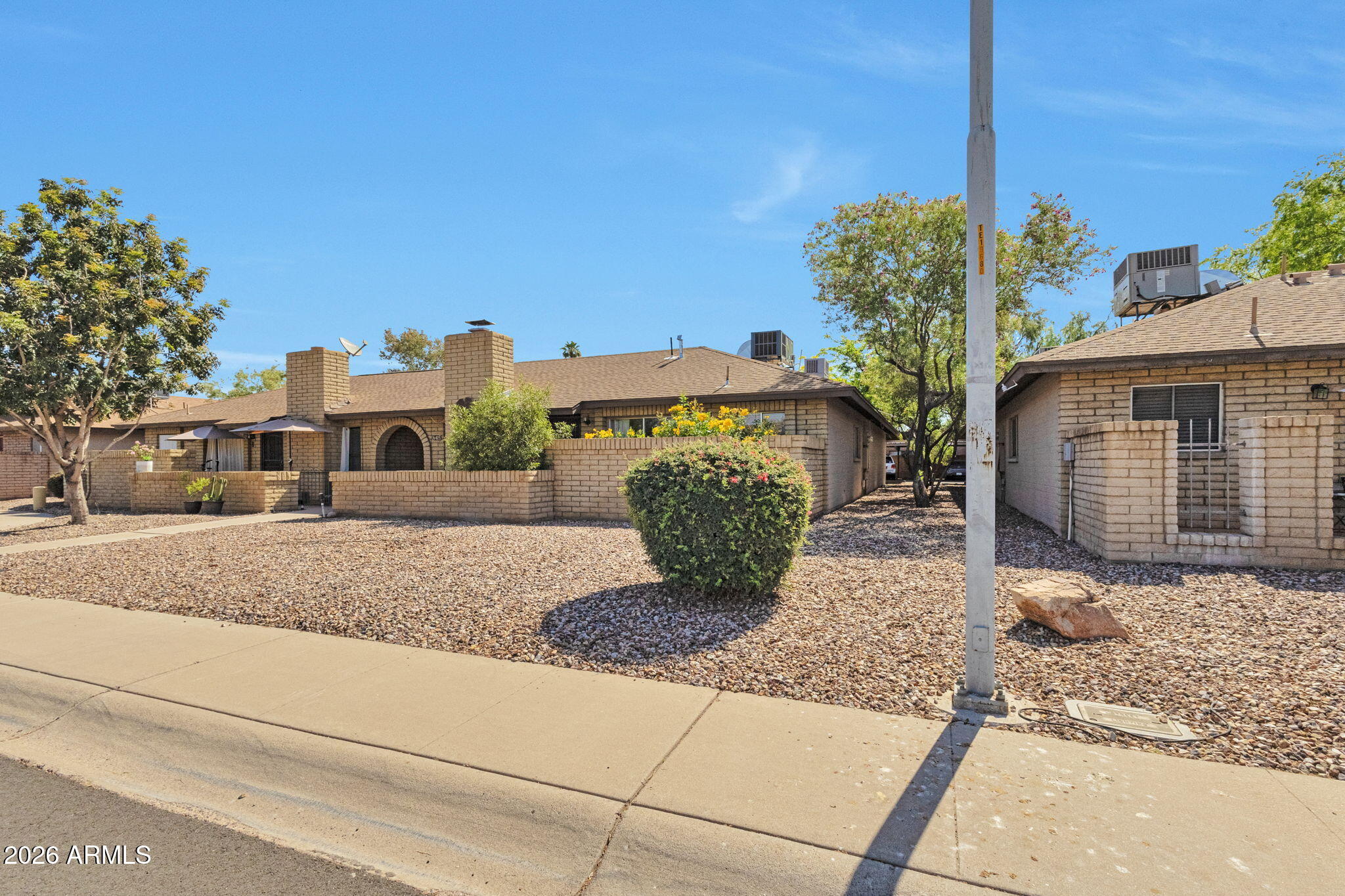 6415 South Newberry Road, Unit C Tempe, AZ 85283 - Photo 2 of 16 1-web-or-mls-QP - 9244