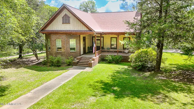 $775,000 | 2548 Furrs Mill Drive Northeast, Wesson, MS 39191