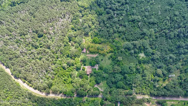 $775,000 | 2548 Furrs Mill Drive Northeast, Wesson, MS 39191