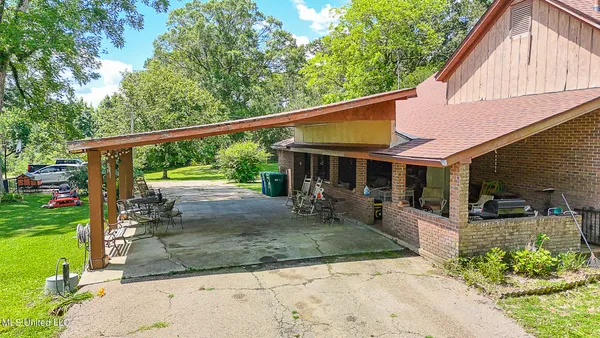 $775,000 | 2548 Furrs Mill Drive Northeast, Wesson, MS 39191