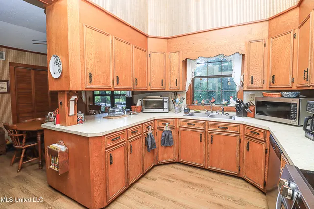 $775,000 | 2548 Furrs Mill Drive Northeast, Wesson, MS 39191