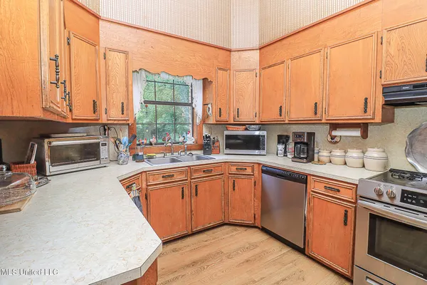 $775,000 | 2548 Furrs Mill Drive Northeast, Wesson, MS 39191