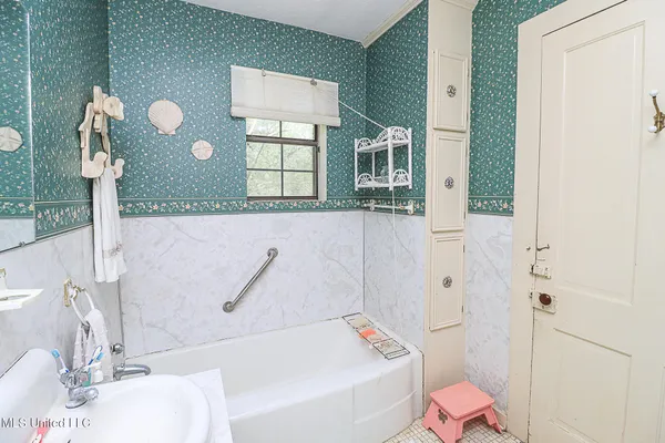 $775,000 | 2548 Furrs Mill Drive Northeast, Wesson, MS 39191