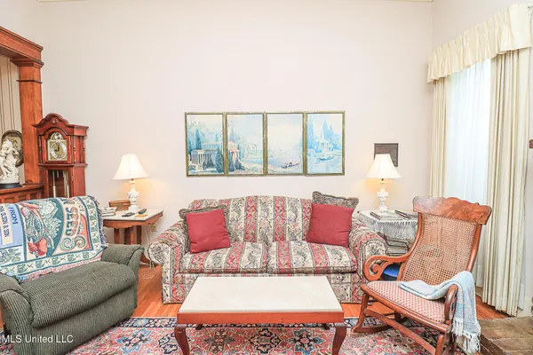 $775,000 | 2548 Furrs Mill Drive Northeast, Wesson, MS 39191