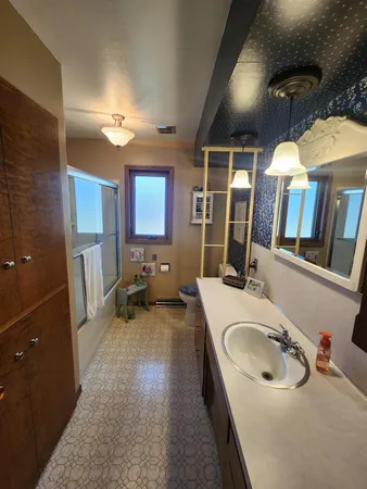 $279,900 | 1108 5th Avenue Southwest, Pipestone, MN 56164