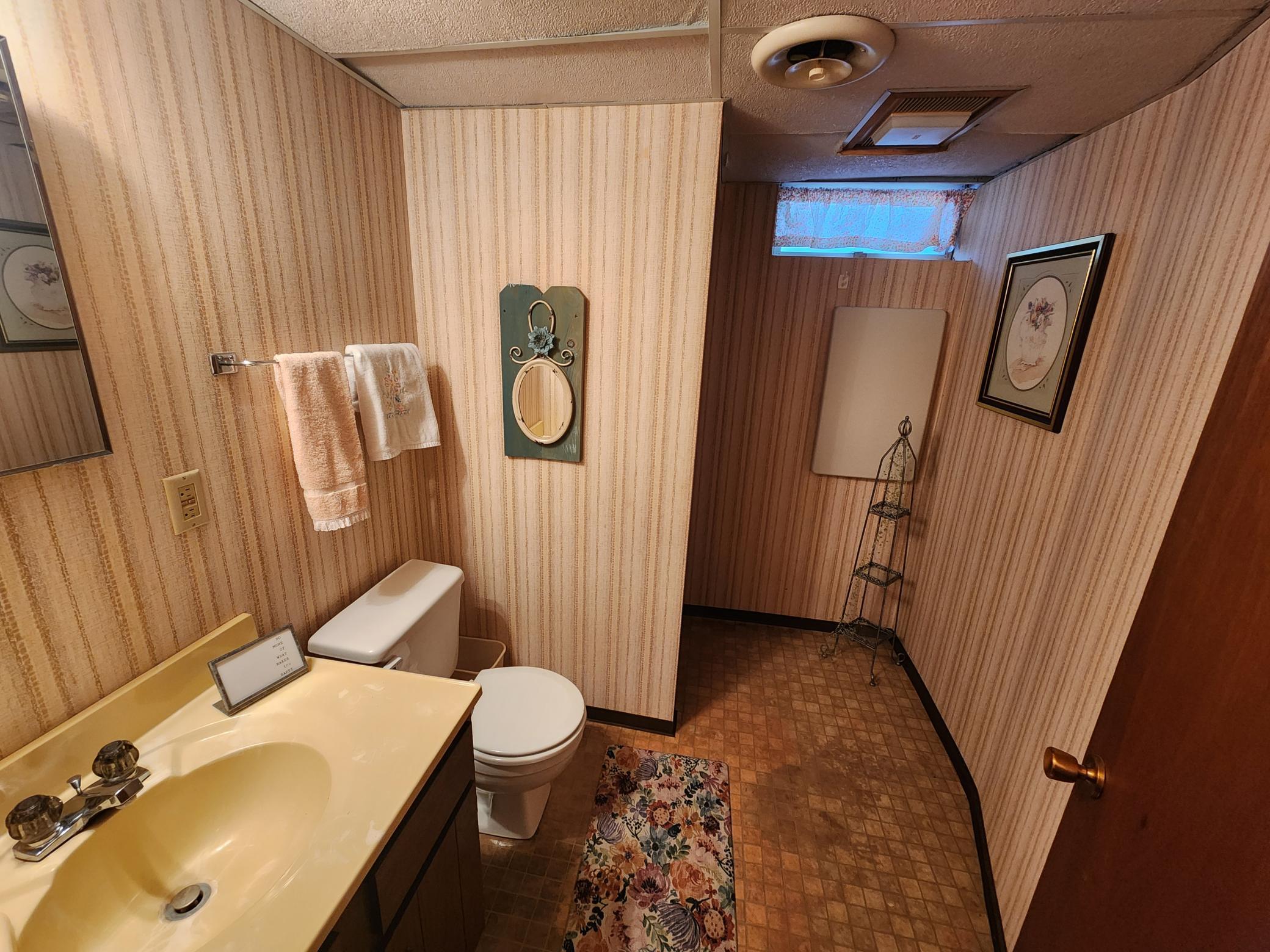 1108 5th Avenue Southwest Pipestone, MN 56164 - Photo 32 of 35