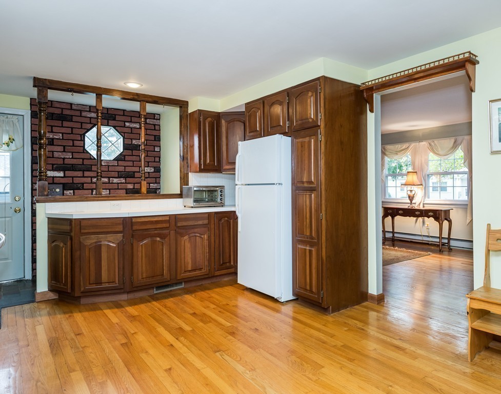 43 Holly Hill Road Springfield, MA 01119 - Photo 12 of 30 Gallery Image 12
