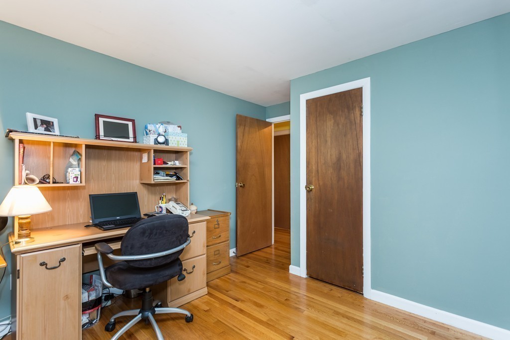 43 Holly Hill Road Springfield, MA 01119 - Photo 18 of 30 Gallery Image 18