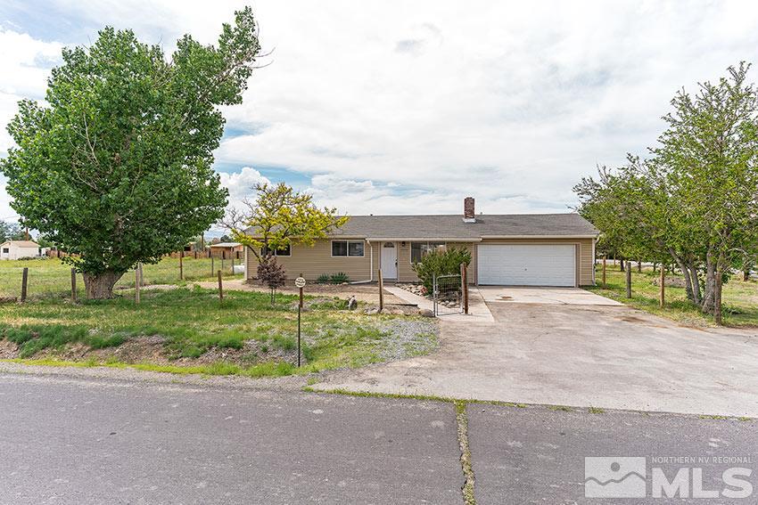 11510 Mistletoe Street Reno, NV 89506 - Photo 1 of 18 Photo 1